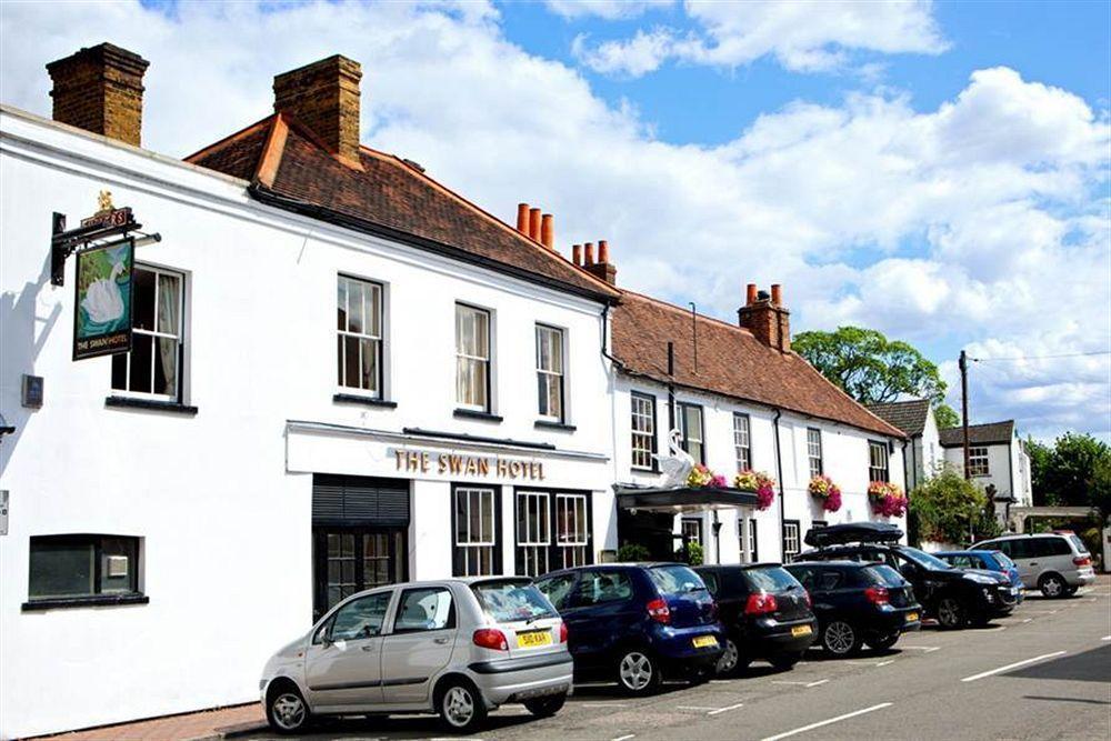 The Swan Hotel Staines-upon-Thames Екстер'єр фото