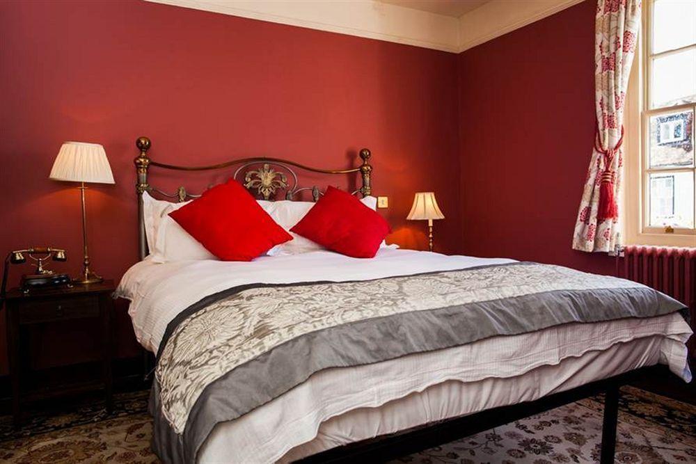 The Swan Hotel Staines-upon-Thames Екстер'єр фото