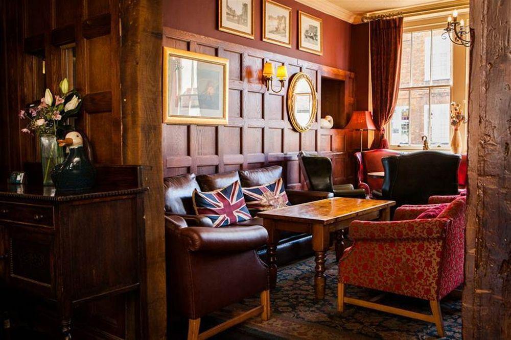The Swan Hotel Staines-upon-Thames Екстер'єр фото